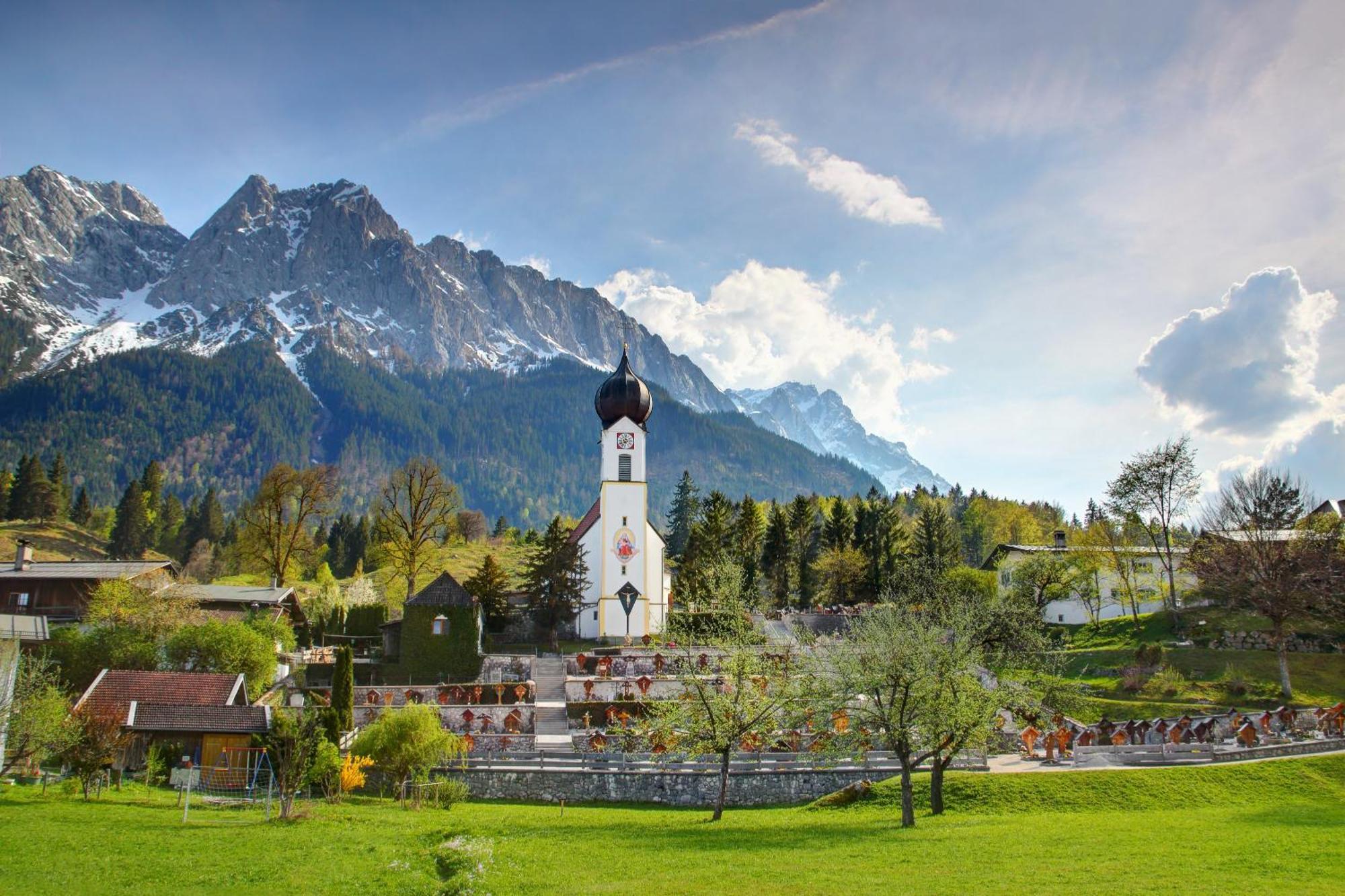 Ferienwohnungen Zugspitze 그라이나우 외부 사진